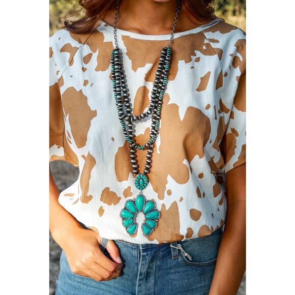 Living Better Western Cowgirl Cowhide Print Short Sleeve Top - Picture 1 of 3